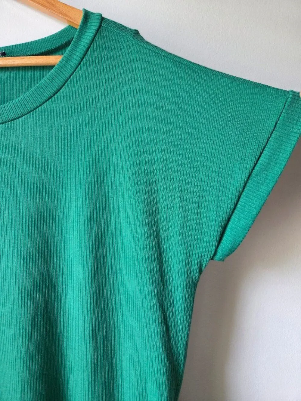 EUC STACCATO GREEN CAP SLEEVES RIBBED T SHIRT DRESS SHORT SZ L